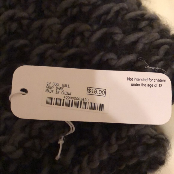 NWT WOMENS CROCHET SCOOP SCARF - Picture 6 of 6